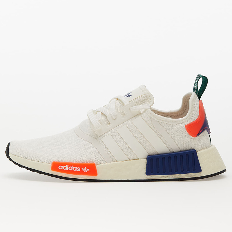 SEPATU SNEAKERS ADIDAS NMD_R1