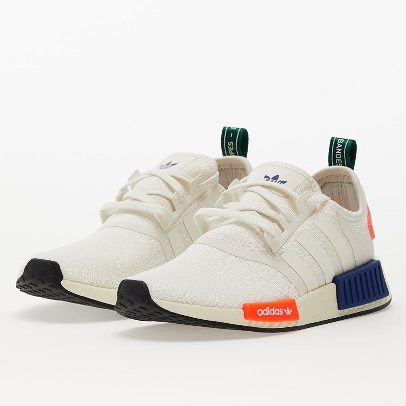 SEPATU SNEAKERS ADIDAS NMD_R1