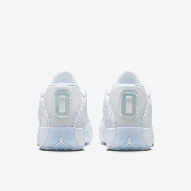 SEPATU BASKET AIR JORDAN TATUM 4