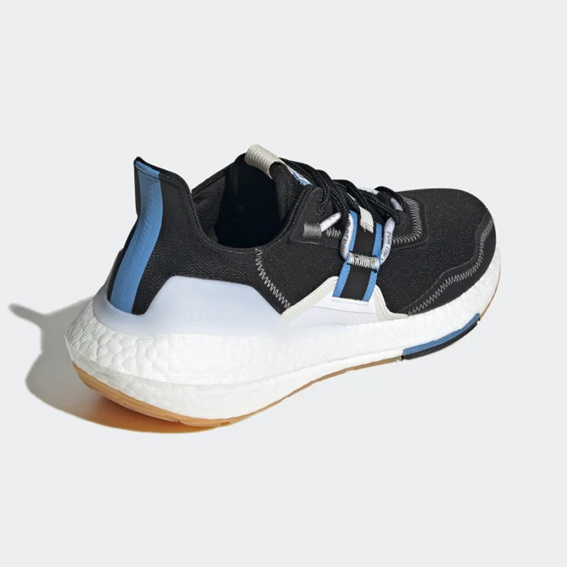 SEPATU LARI ADIDAS PARLEY X ULTRABOOST 22