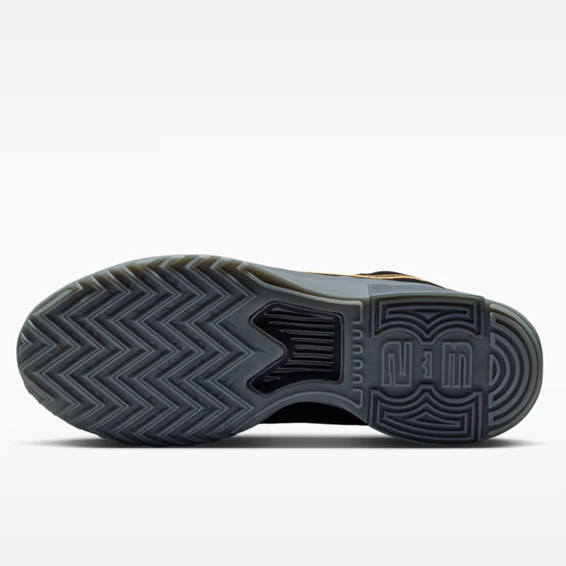 SEPATU BASKET NIKE LEBRON WITNESS IX EP