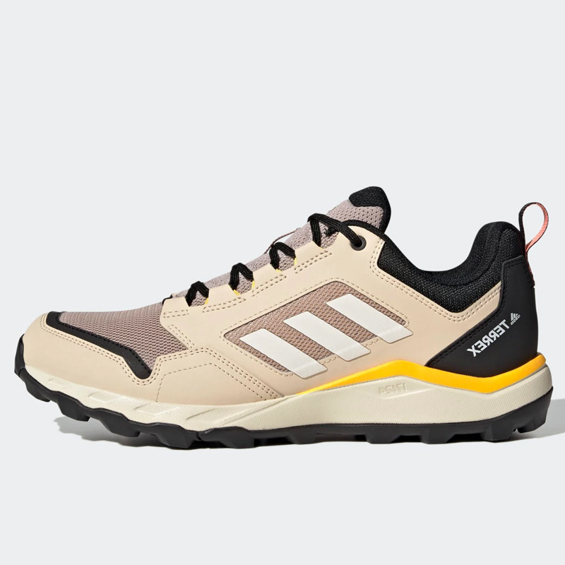 SEPATU TRAIL ADIDAS TRACEROCKER 2.0