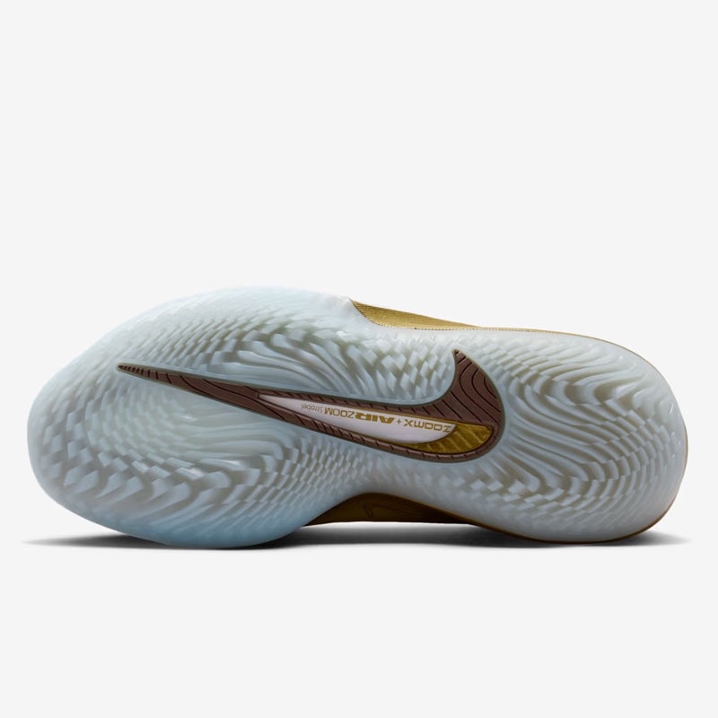 SEPATU BASKET NIKE GT Cut 4 EP CNY
