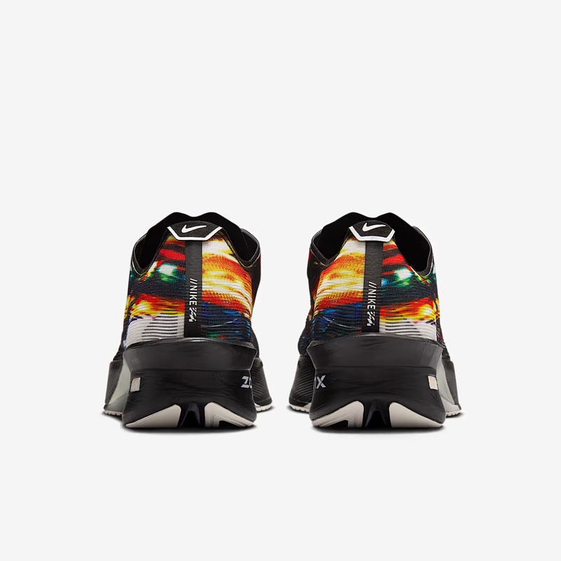 SEPATU LARI NIKE Vaporfly 4