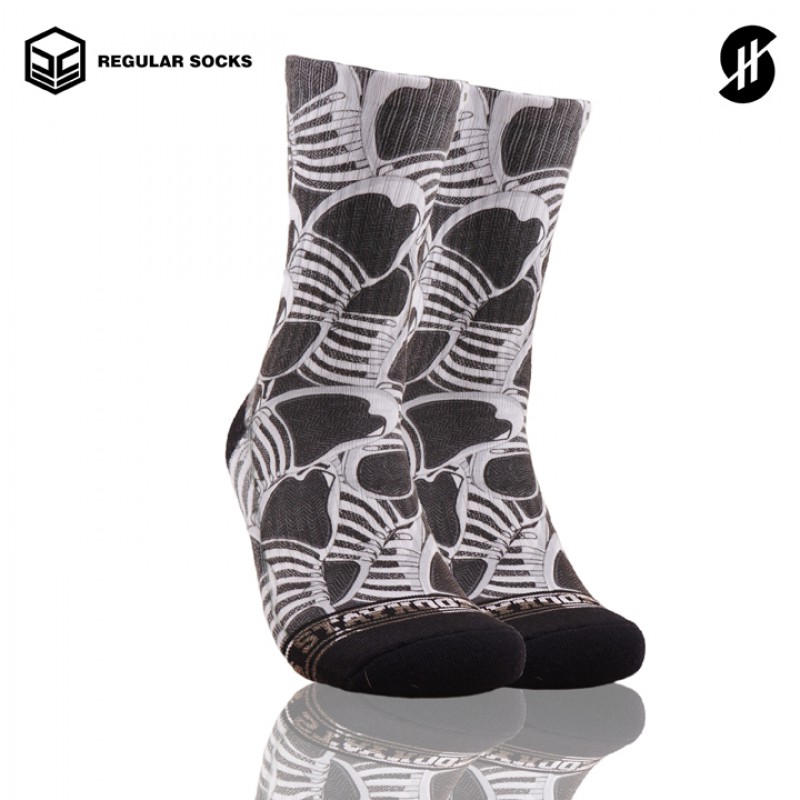 KAOS KAKI BASKET STAY HOOPS Impression Black White Socks