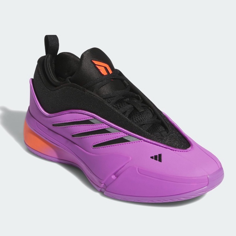 SEPATU BASKET ADIDAS DAME 9