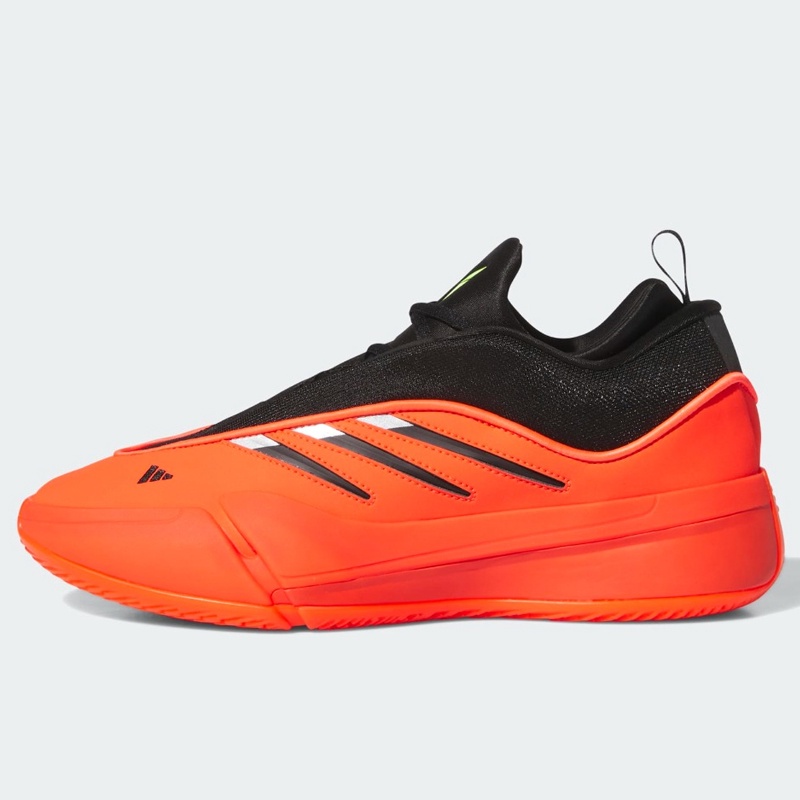 SEPATU BASKET ADIDAS DAME 9 Low