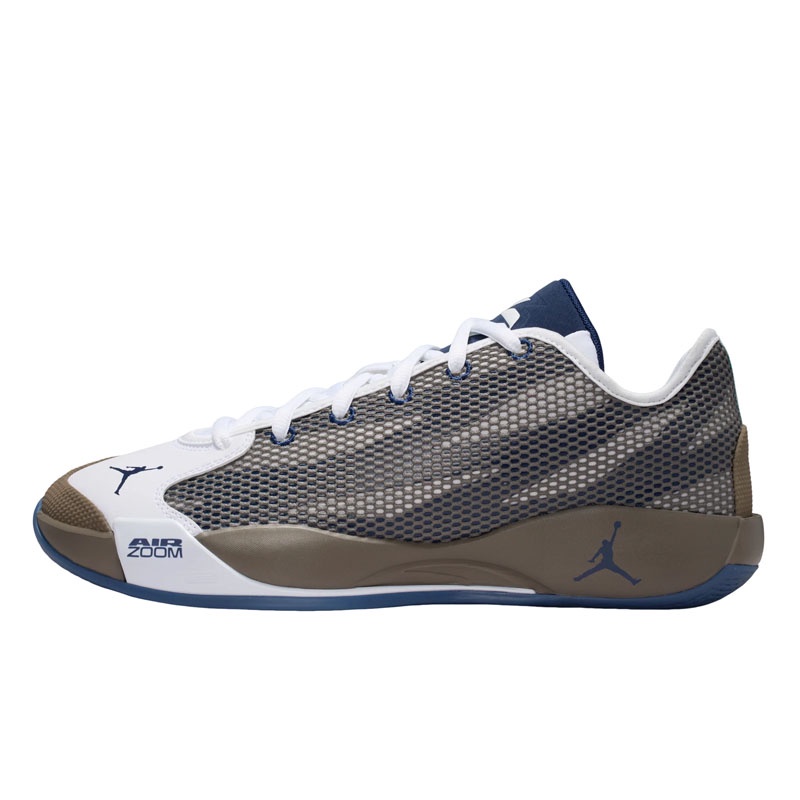 SEPATU BASKET AIR JORDAN LUKA 77 PF