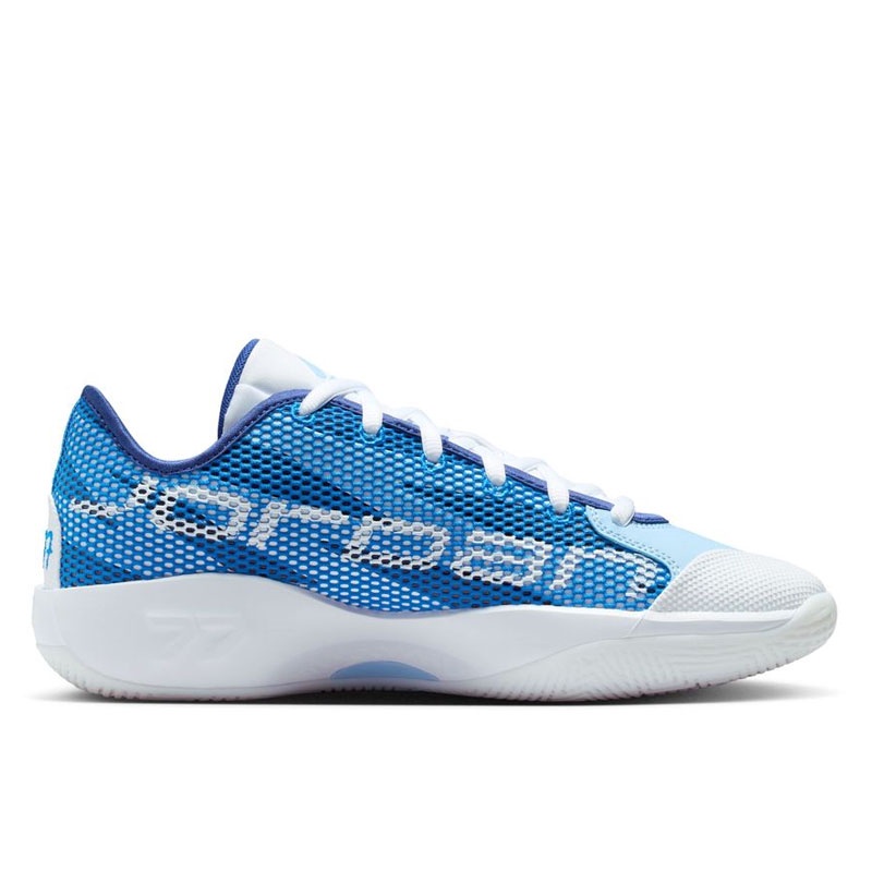 SEPATU BASKET AIR JORDAN LUKA 77 PF
