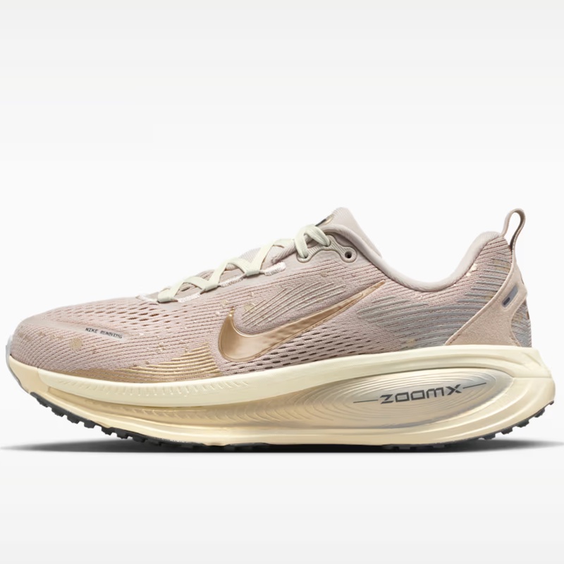 SEPATU LARI NIKE Wmns VOMERO 18 SE