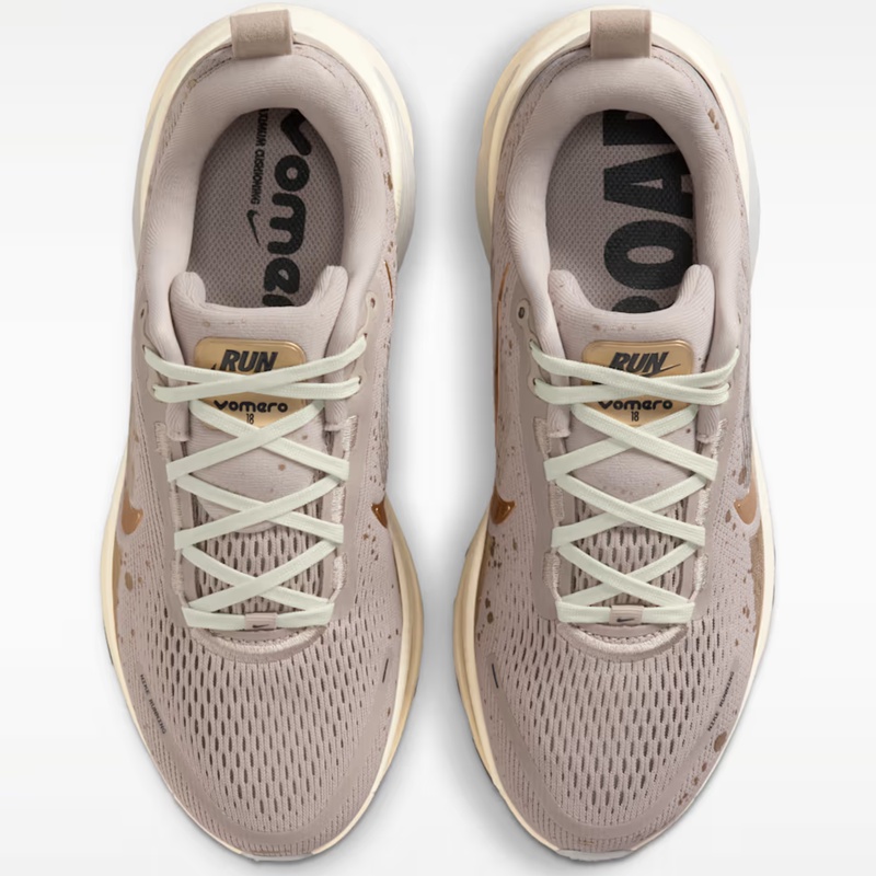 SEPATU LARI NIKE Wmns VOMERO 18 SE