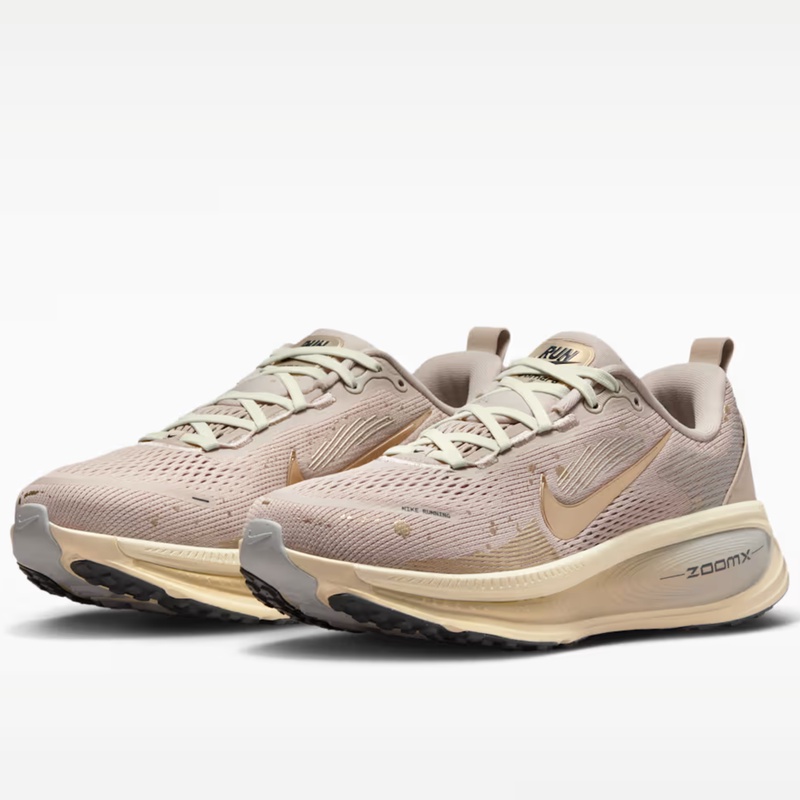SEPATU LARI NIKE Wmns VOMERO 18 SE