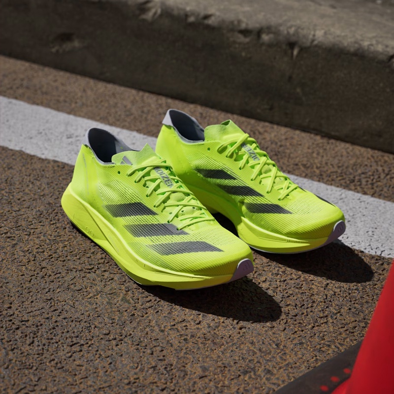 SEPATU LARI ADIDAS ADIZERO TAKUMI SEN 10 M