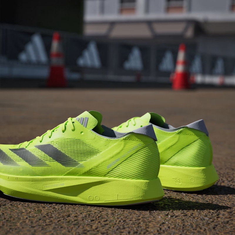 SEPATU LARI ADIDAS ADIZERO TAKUMI SEN 10 M