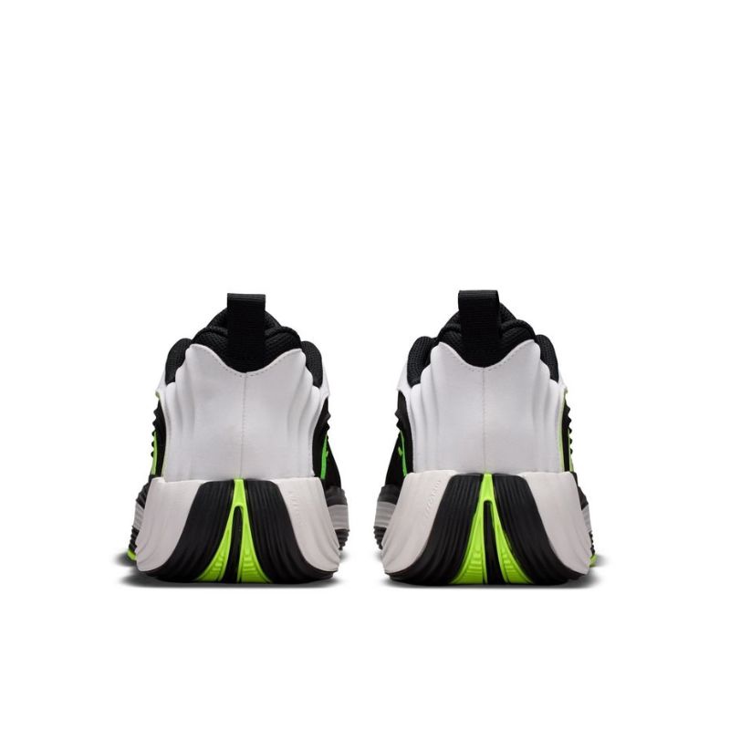 SEPATU BASKET NIKE Giannis Immortality 5 EP 