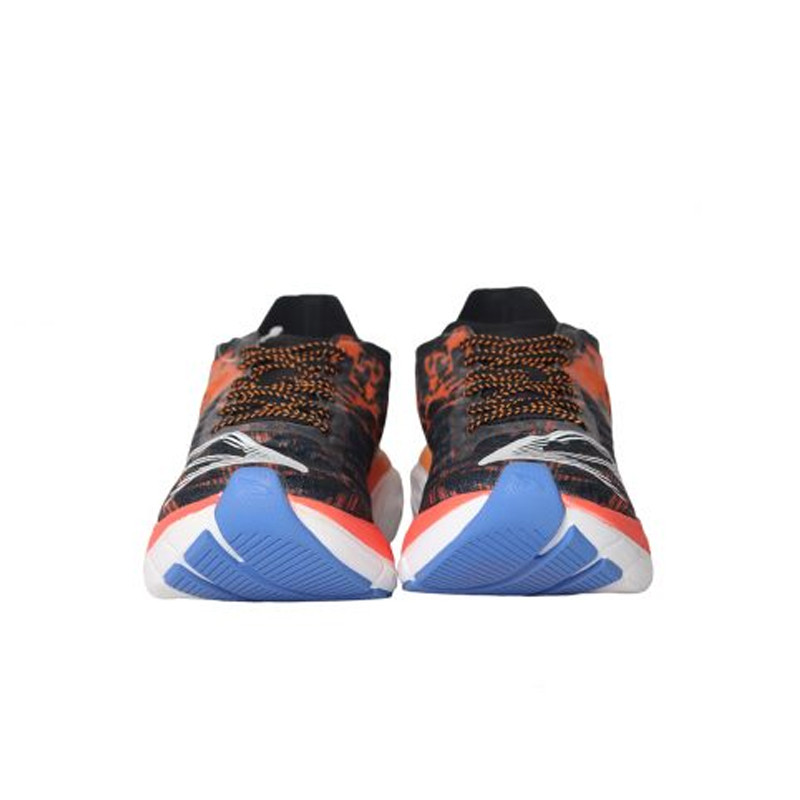 SEPATU LARI NINETEN Irezumi Hover