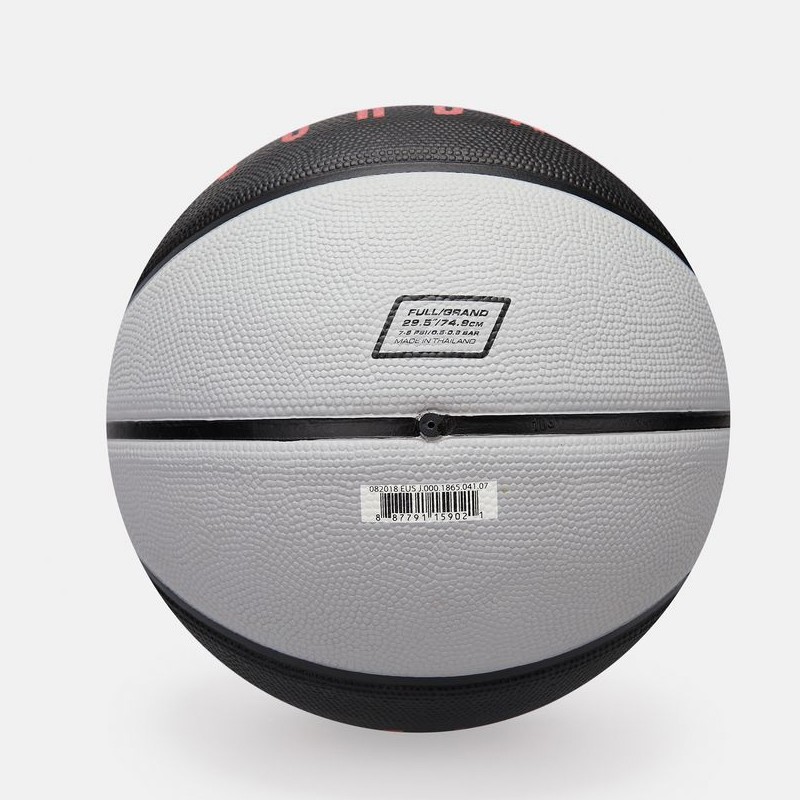 PERALATAN BASKET AIR JORDAN Playground 8P