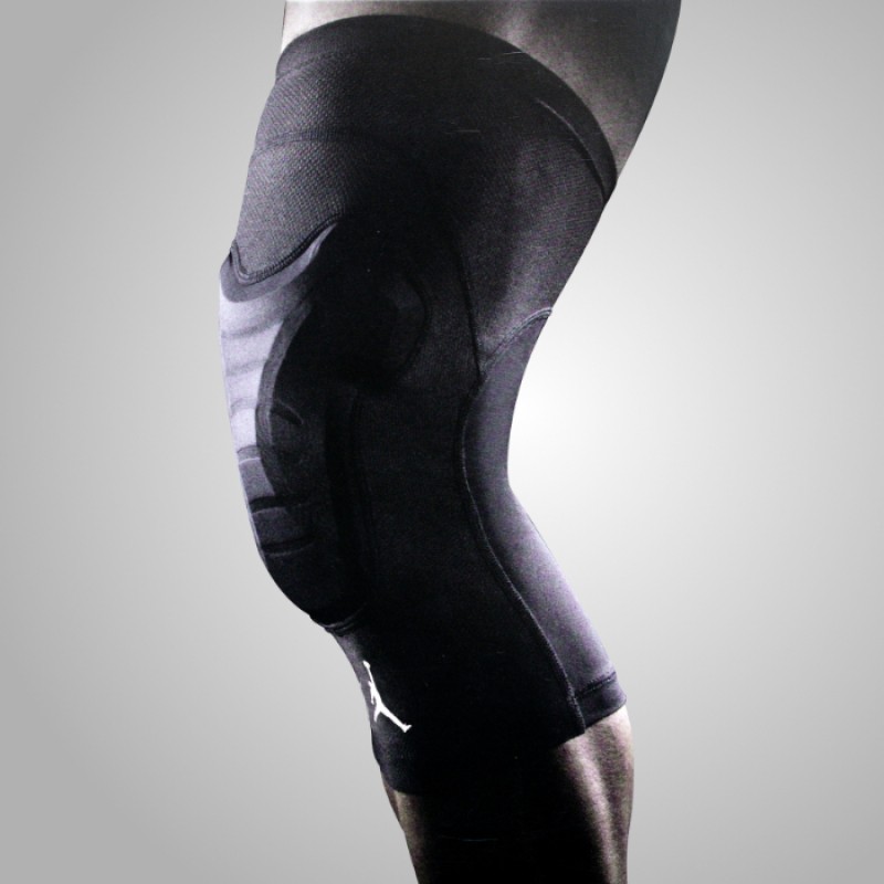 AKSESORIS BASKET AIR JORDAN Padded Knee Sleeves