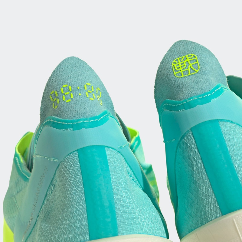 SEPATU LARI ADIDAS ADIZERO TAKUMI SEN 11