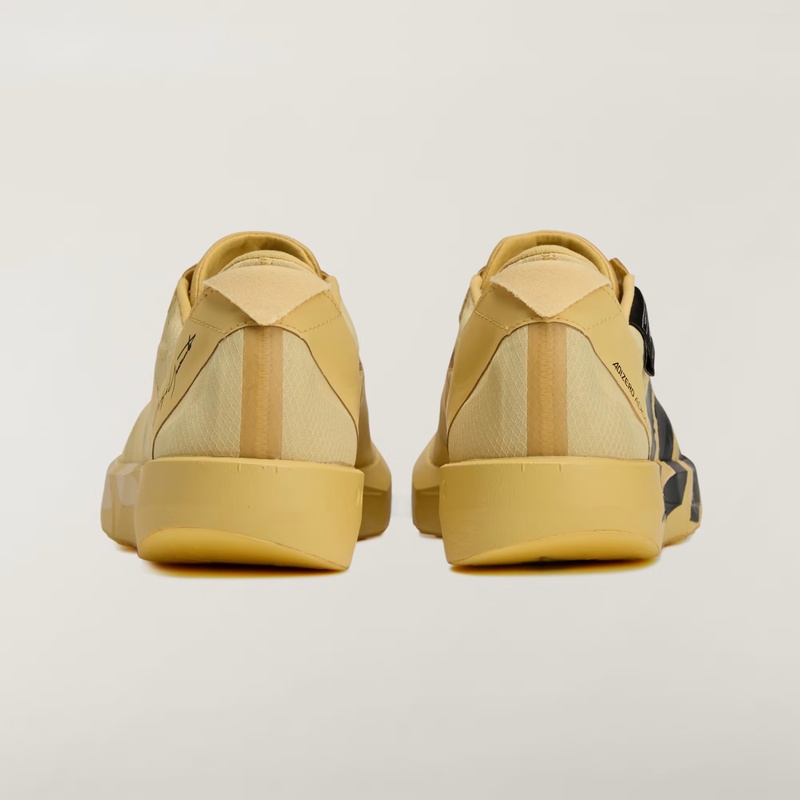 SEPATU LARI ADIDAS Y-3 Adios 9