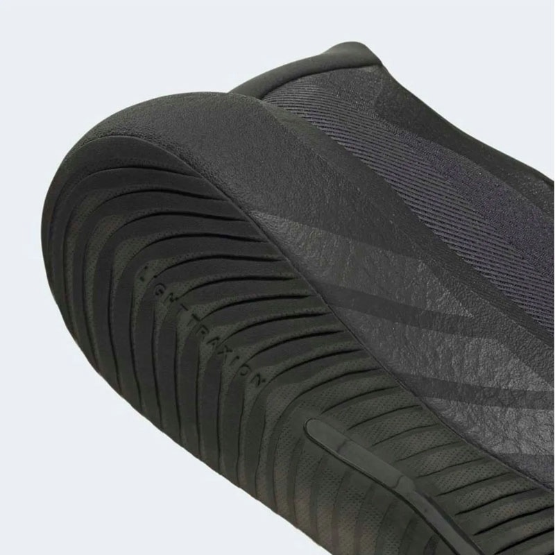 SEPATU LARI ADIDAS HYPERBOOST EDGE 