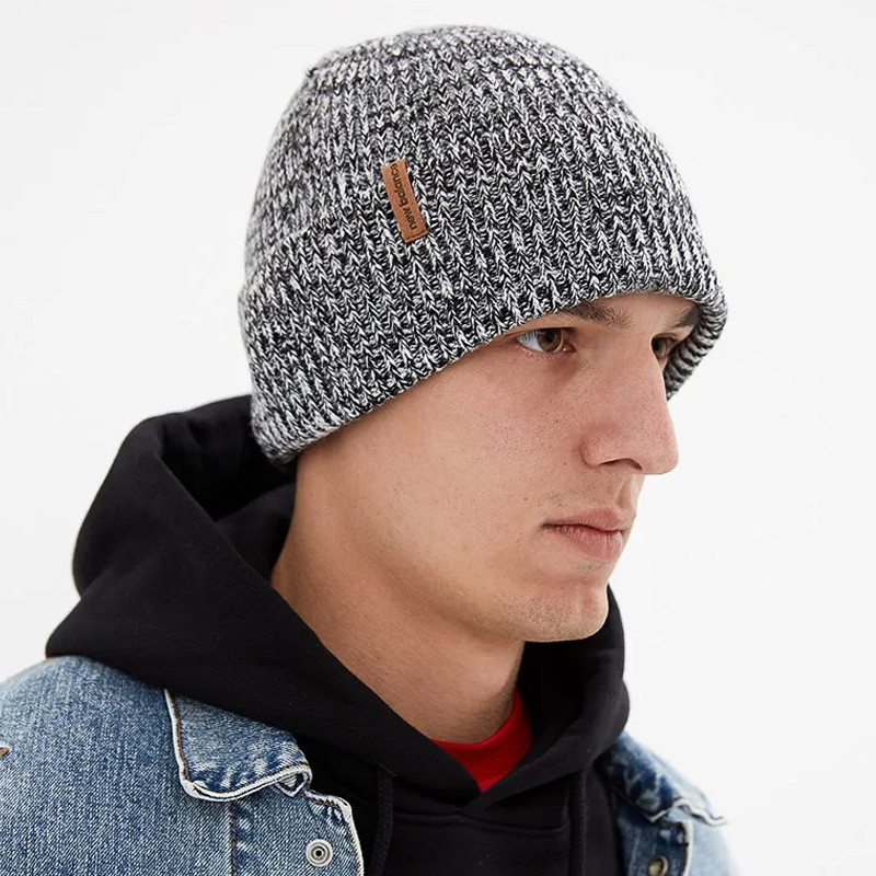 AKSESORIS SNEAKERS NEW BALANCE Winter Watchmans Beanie