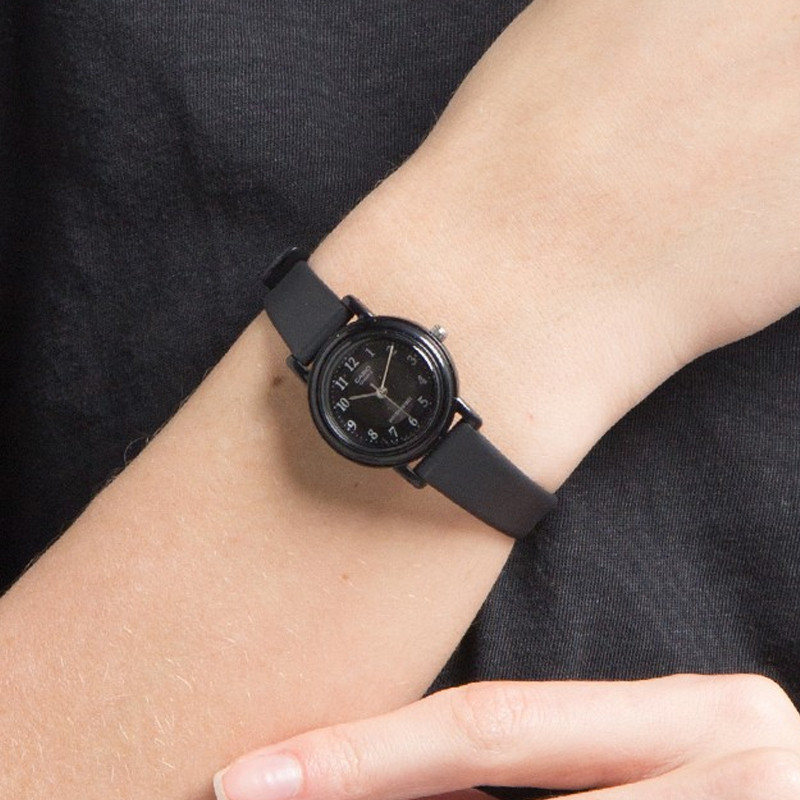 JAM TANGAN  CASIO Quartz Rubber Band