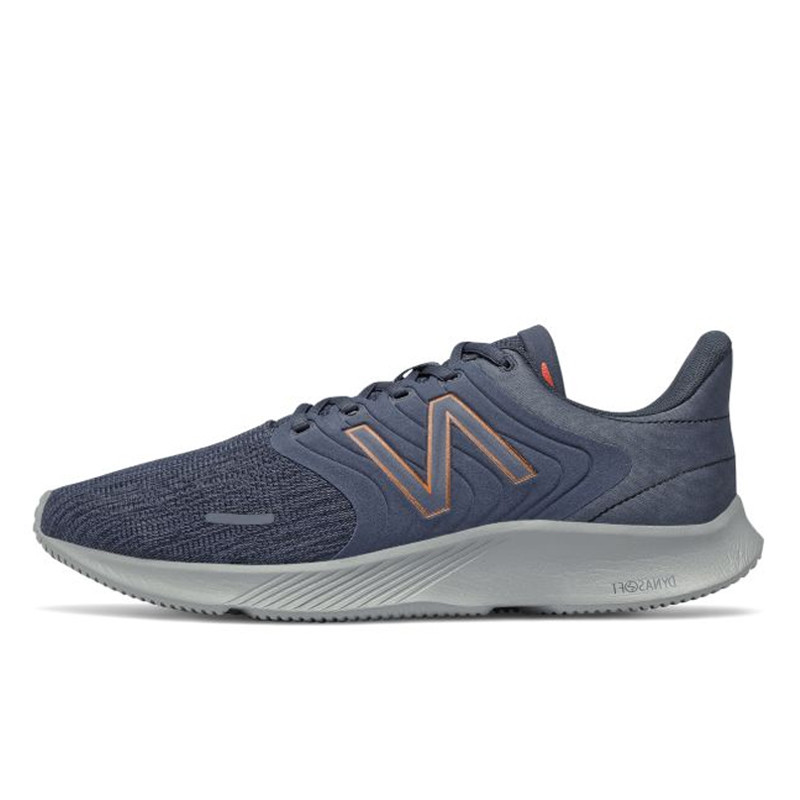 SEPATU LARI NEW BALANCE 068