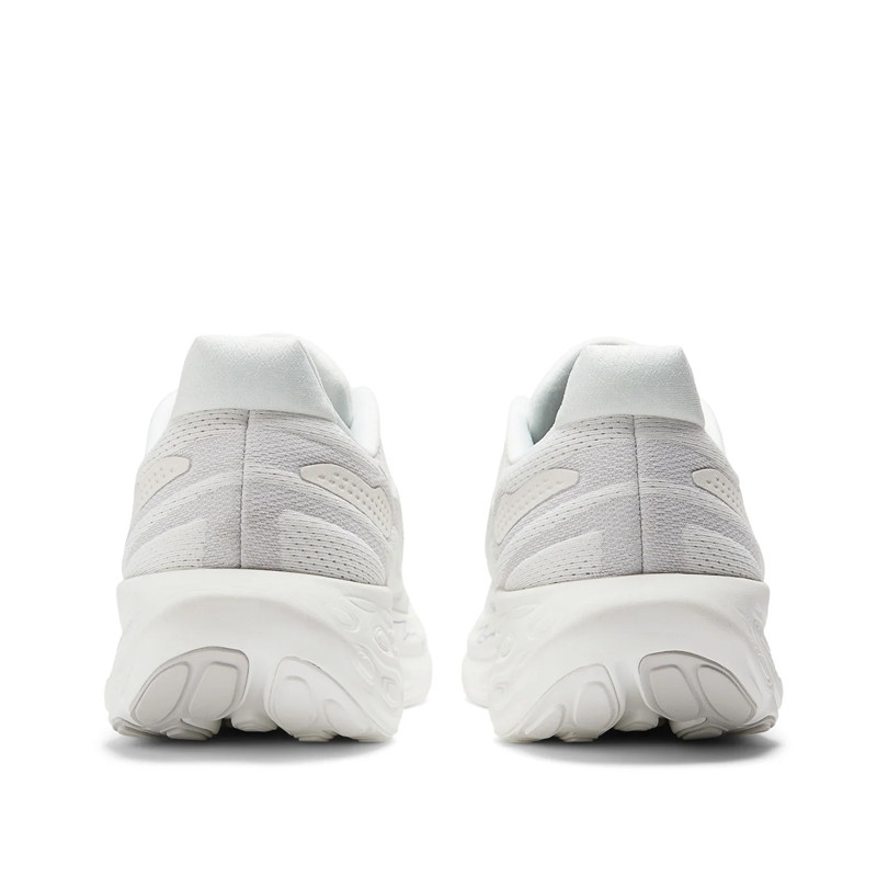 SEPATU LARI NEW BALANCE 1080 v13
