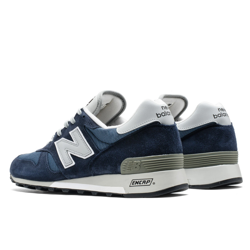 SEPATU SNEAKERS NEW BALANCE 1300