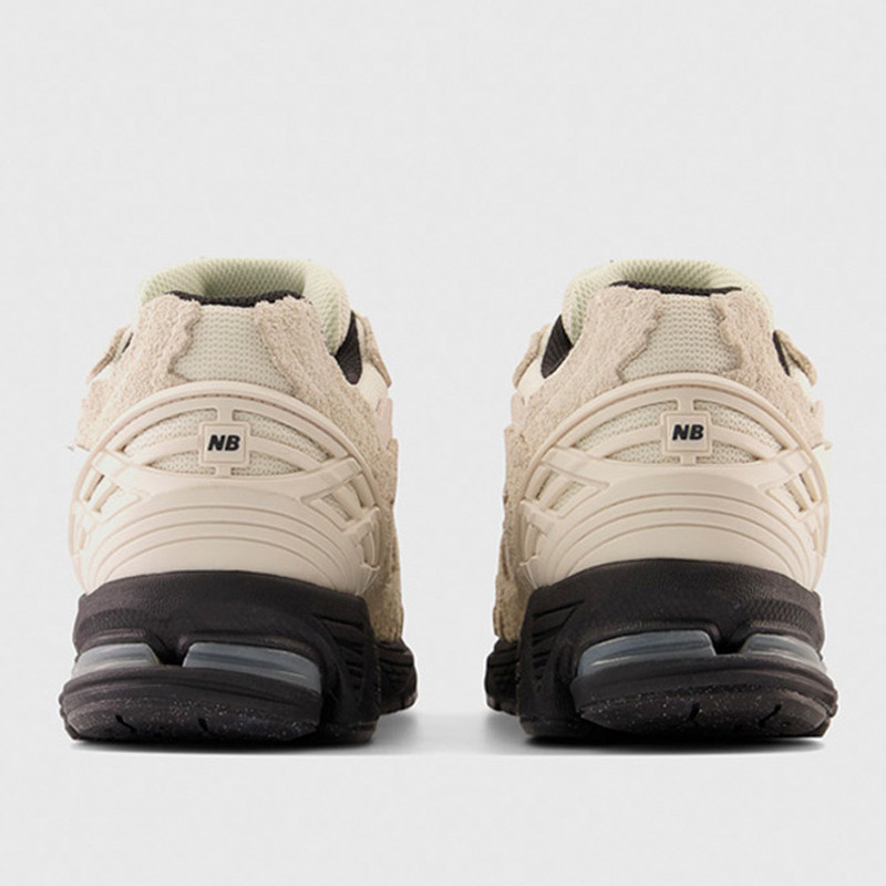 SEPATU SNEAKERS NEW BALANCE 1906