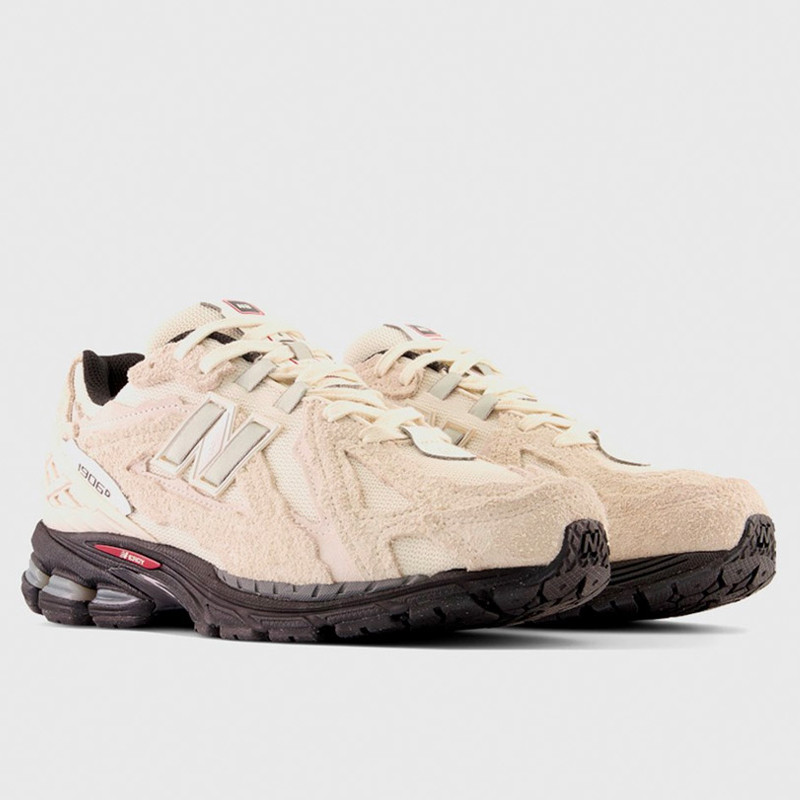 SEPATU SNEAKERS NEW BALANCE 1906