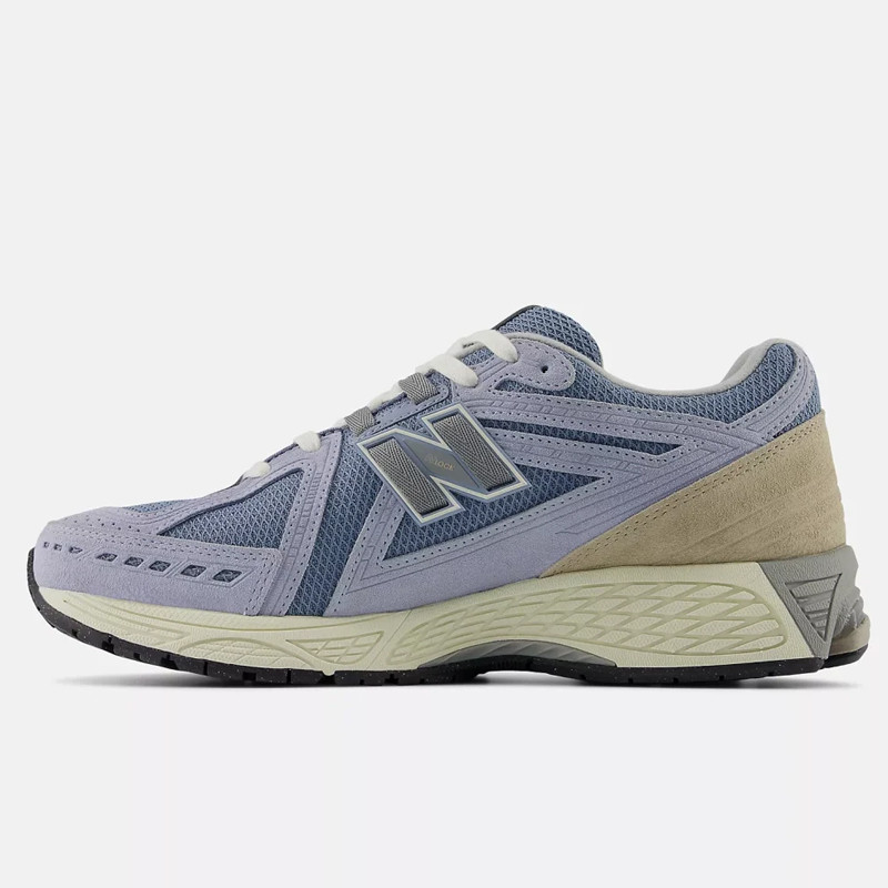 SEPATU SNEAKERS NEW BALANCE 1906