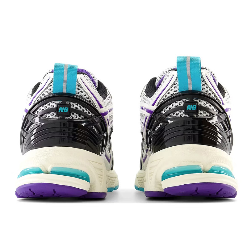 SEPATU SNEAKERS NEW BALANCE 1906R Hornets