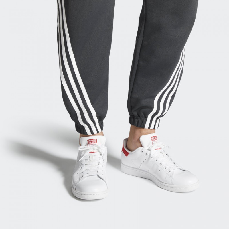 SEPATU SNEAKERS ADIDAS Stan Smith