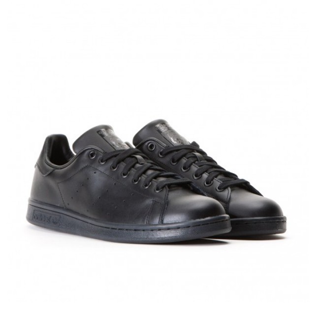 SEPATU SNEAKERS ADIDAS Stan Smith
