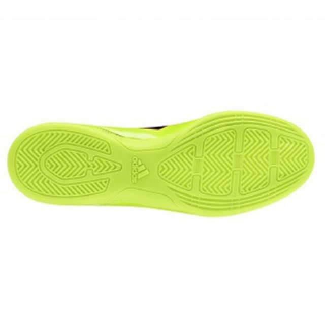 SEPATU FOOTBALL ADIDAS F5 IN