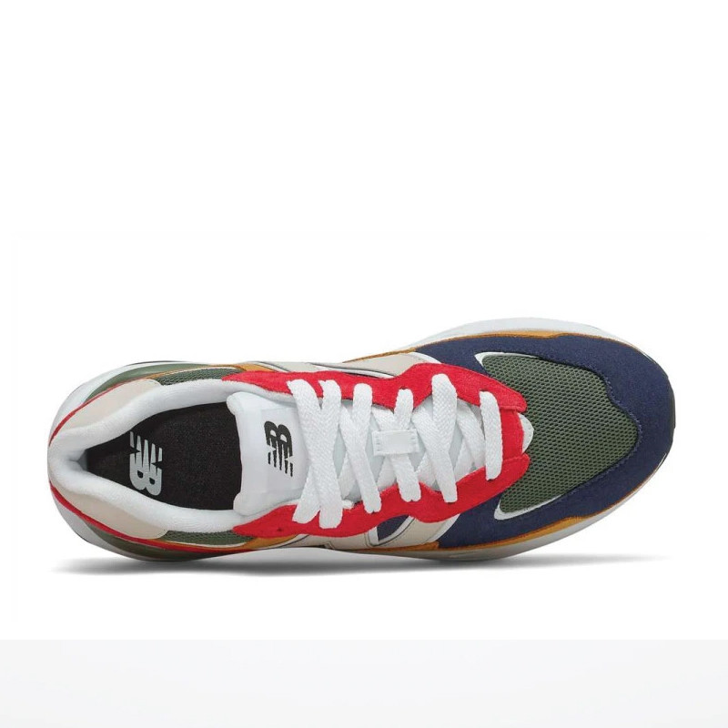 SEPATU SNEAKERS NEW BALANCE 5740