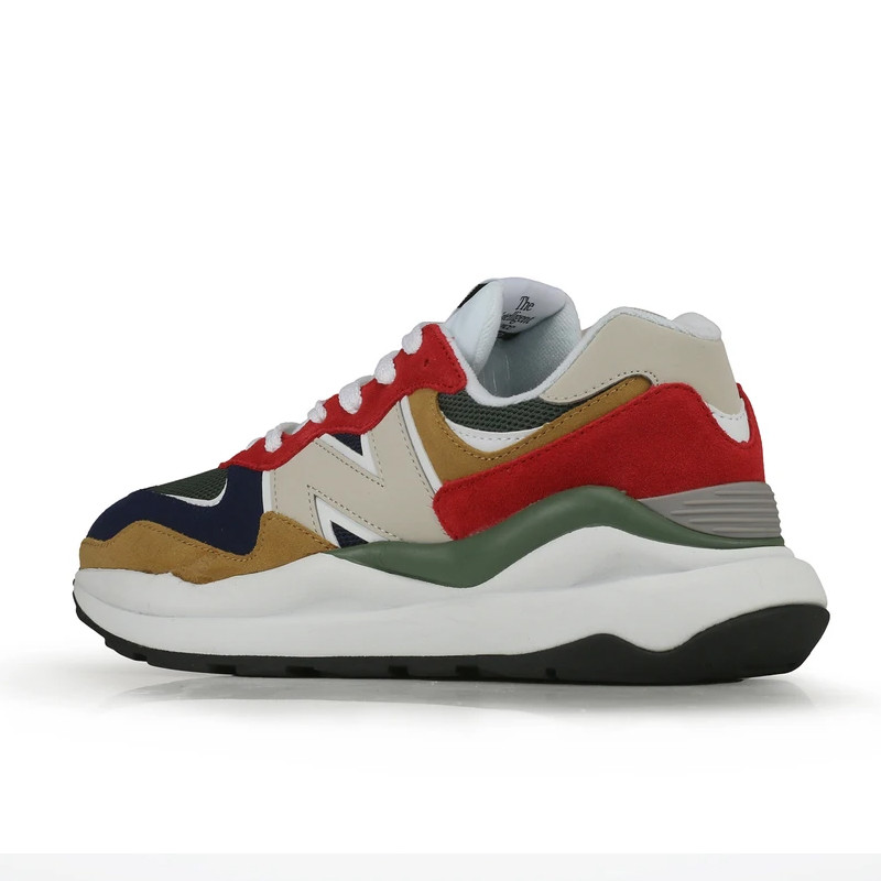 SEPATU SNEAKERS NEW BALANCE 5740