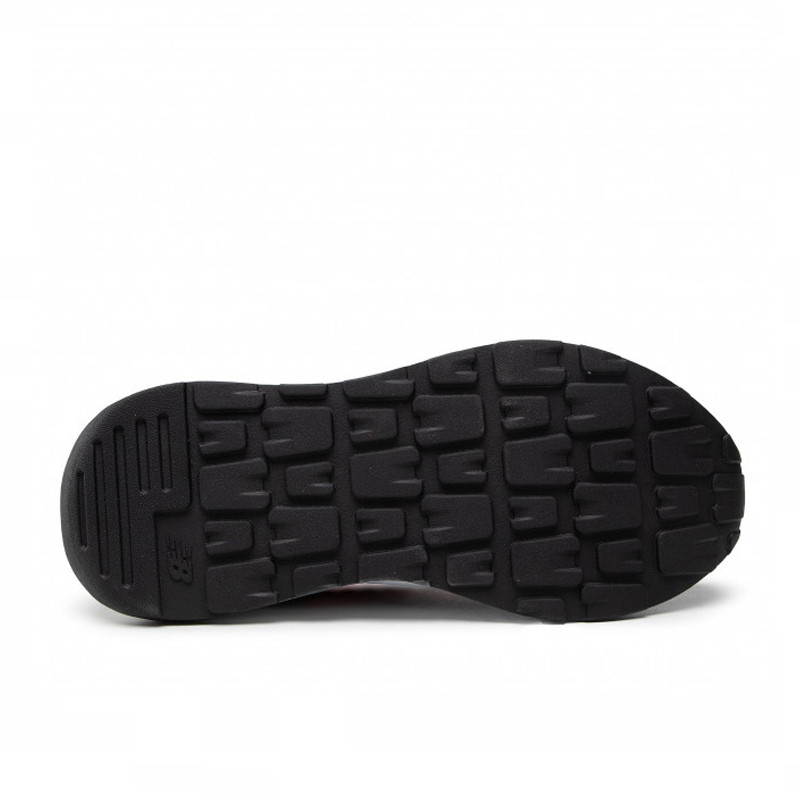 SEPATU SNEAKERS NEW BALANCE 5740