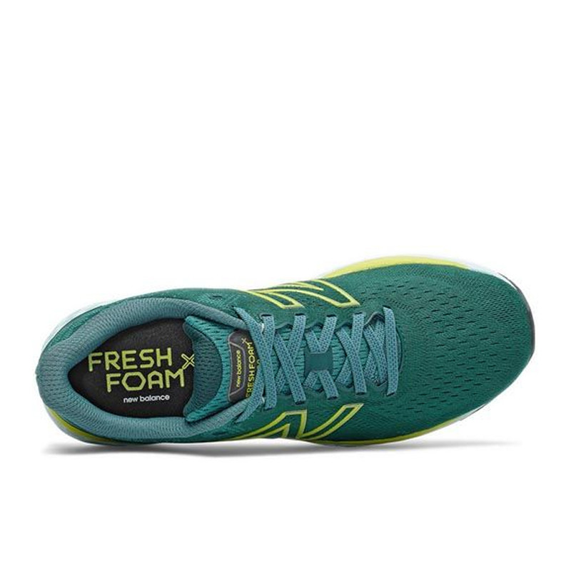 SEPATU LARI NEW BALANCE Fresh Foam 880 v11