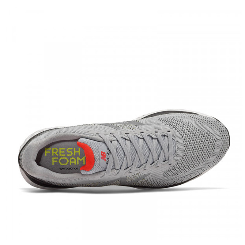 SEPATU LARI NEW BALANCE Fresh Foam 880 v10