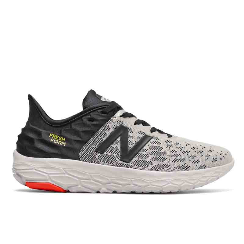 SEPATU LARI NEW BALANCE Beacon V2