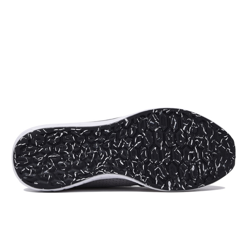 SEPATU LARI NEW BALANCE Cruz Decon