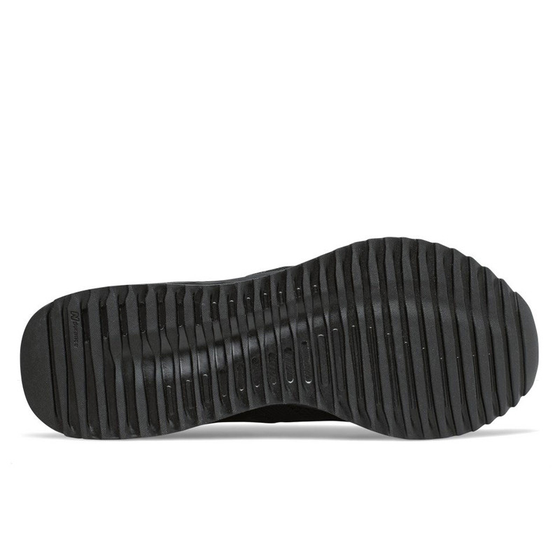 SEPATU LARI NEW BALANCE FuelCell Echo