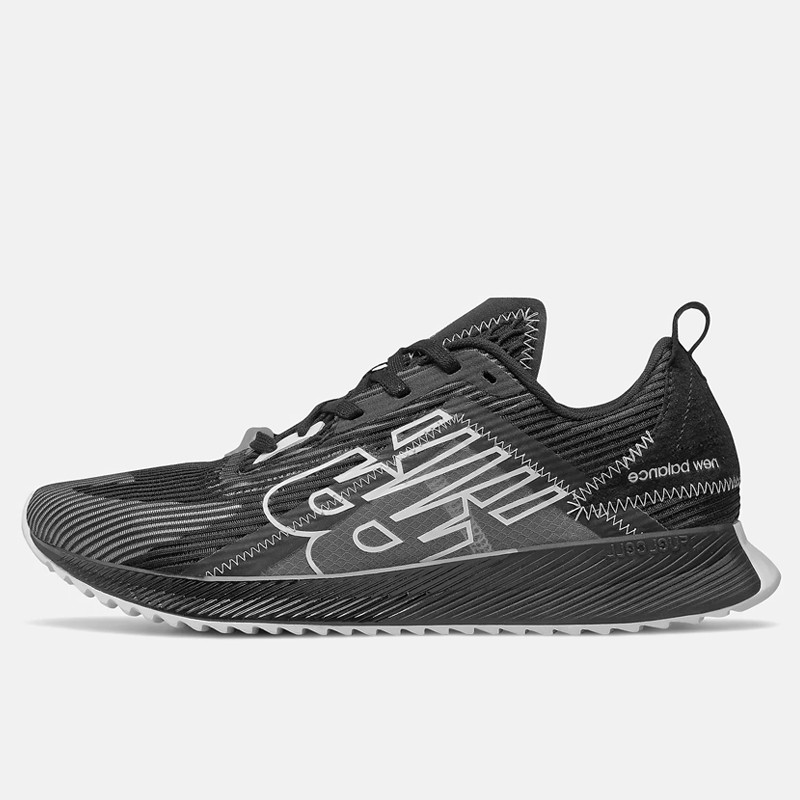 SEPATU LARI NEW BALANCE FuelCell Echolucent