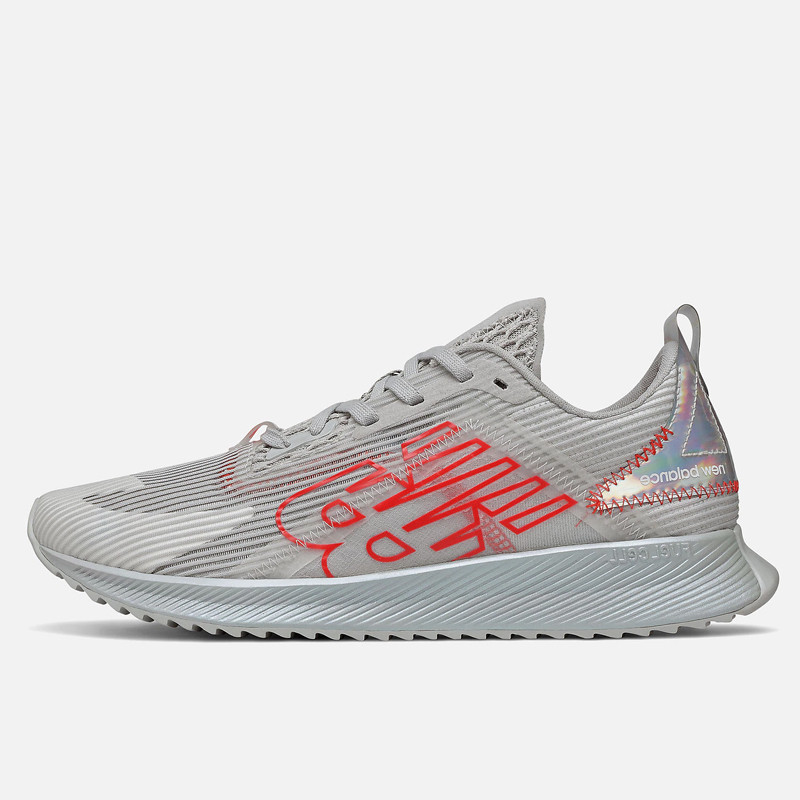 SEPATU LARI NEW BALANCE FuelCell Echolucent EnergyStreak