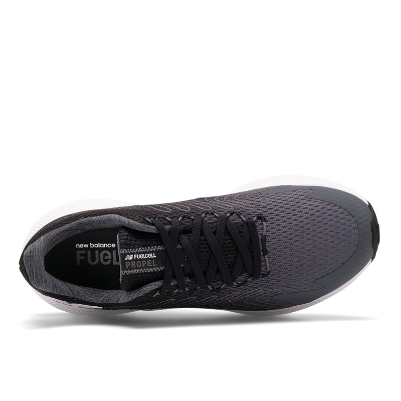 SEPATU LARI NEW BALANCE FuelCell Propel