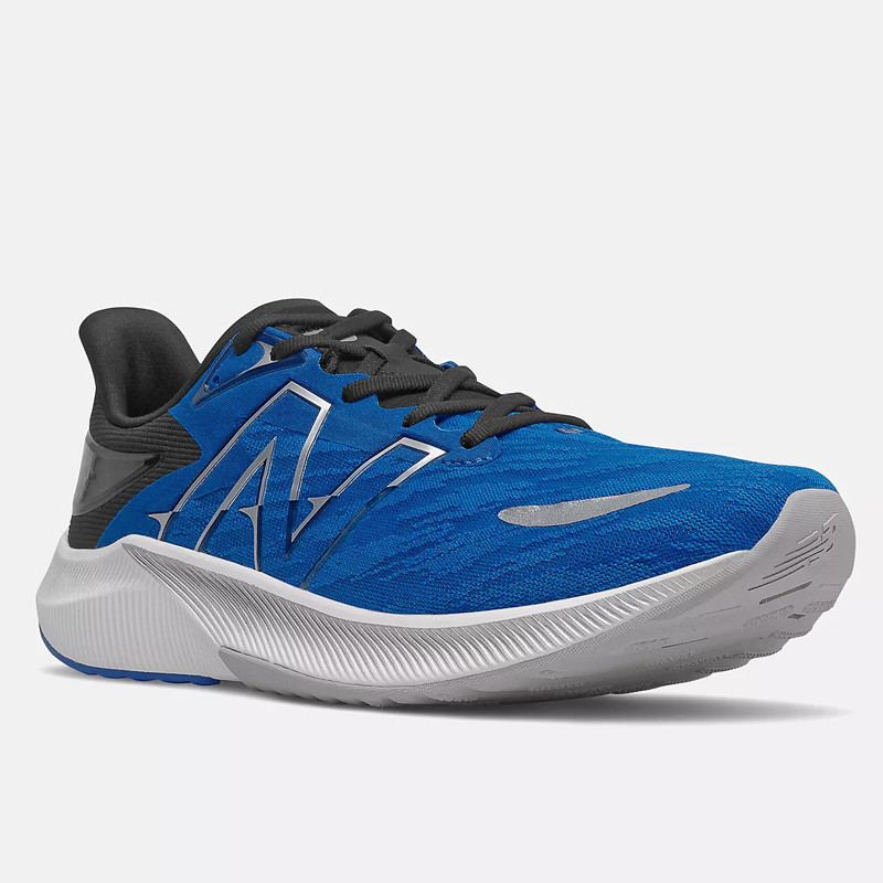 SEPATU LARI NEW BALANCE FuelCell Propel v3