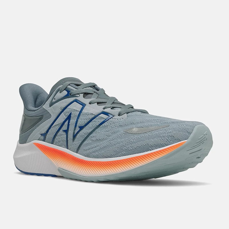 SEPATU LARI NEW BALANCE FuelCell Propel v3